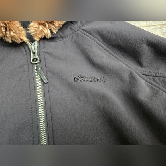 Marmot Furlong Jacket black with brown faux fur winter small - Picture 5 of 10